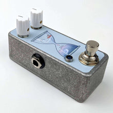 Load image into Gallery viewer, Tiny Fuzz: Hourglass