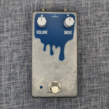 Load image into Gallery viewer, Custom Faceplate for DIY Guitar Pedals and Amps
